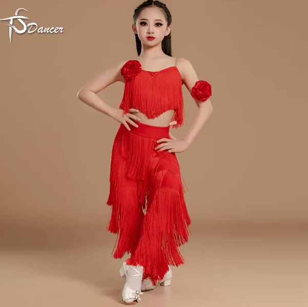 yesNew LatinDance Performance  - Outdoor Sports Hall 评论和价格